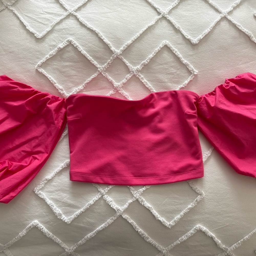 NWT Dynamite Vibrant Pink Off-Shoulder Crop Top